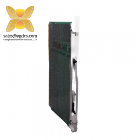 Lenze 33.8215LL.1A-13.001 | Drive Module, Precision & Efficiency for Industrial Automation